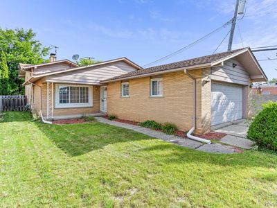 18130 Roseland Blvd, Lathrup Village, MI, 48076