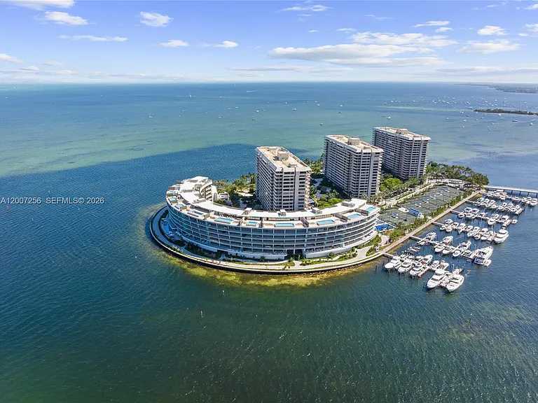 5 Grove Isle Dr #S401 — Photo 45
