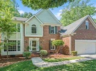 6602 Fairway Point Dr, Charlotte, NC 28269