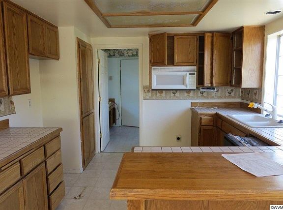 4th image of 2520 Westwood Pl SE