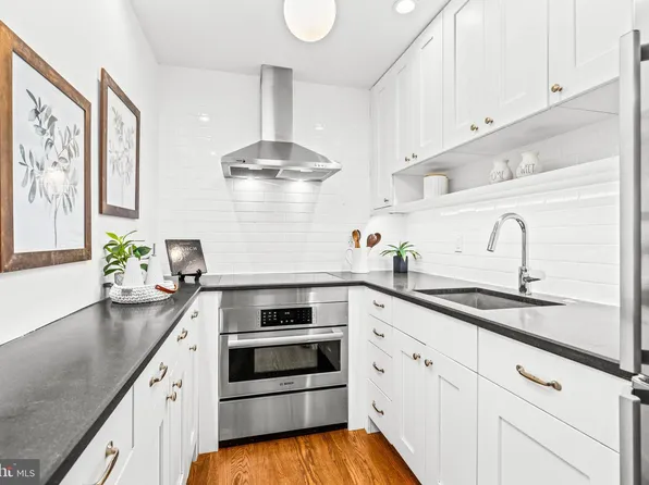 1730 16th St NW APT 14, Washington, DC 20009