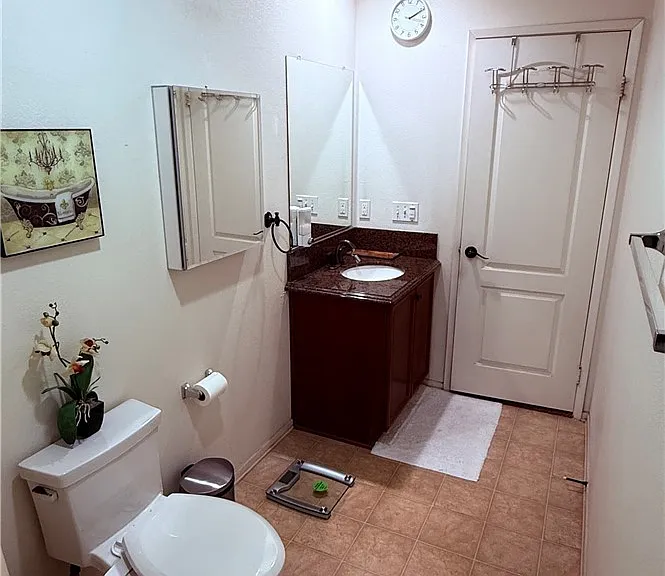 14325 Coyote Valley St — Photo 19