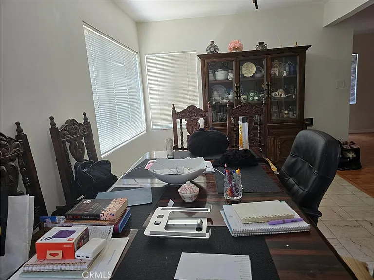 2646 Military Ave — Photo 3