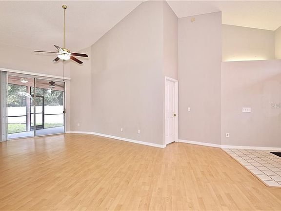 5th image of 2733 Jaffery Dr
