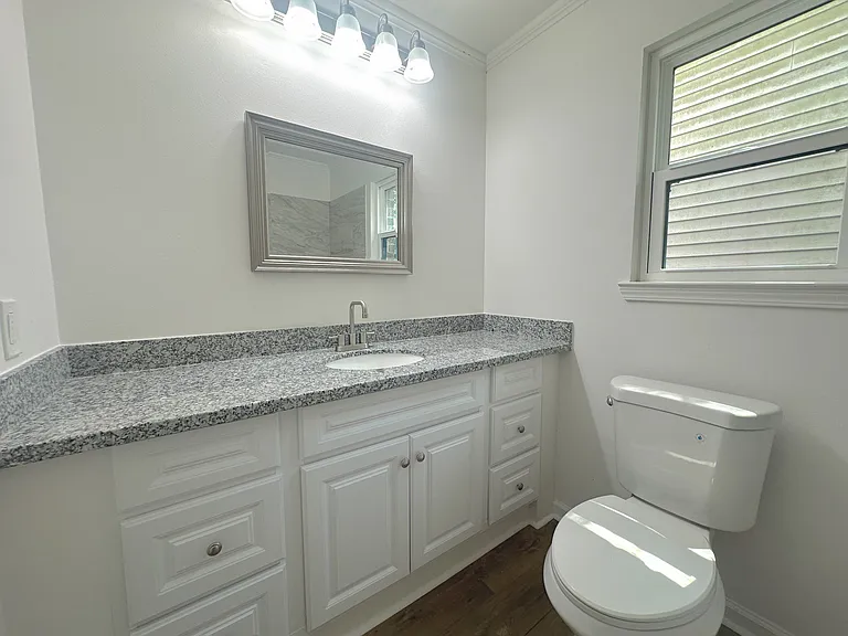 17235 Terrance Ave — Photo 11