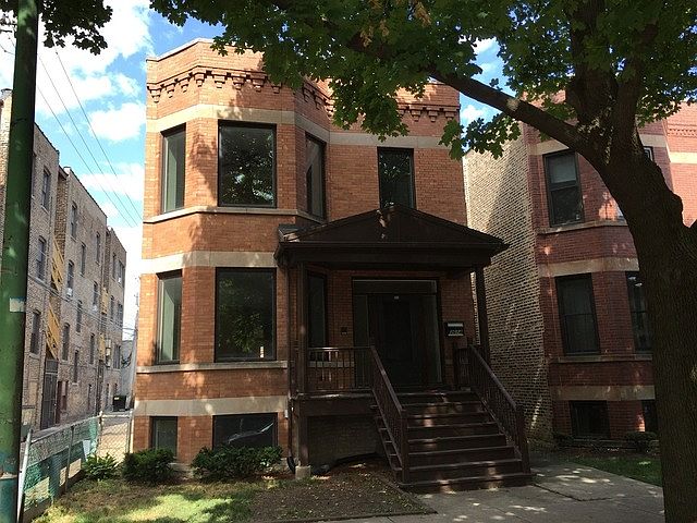 1st image of 3614 N Claremont Ave