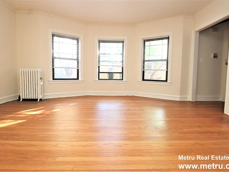 4308 N Ashland Ave #1E — Photo 1