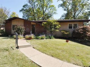 9146 Fort Donelson Dr, Saint Louis, MO 63123