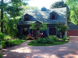 1412 E Stadium Blvd, Ann Arbor, MI 48104