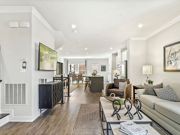 Strauss Urban 4 Story