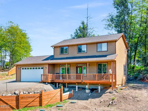 3825 Westwood Dr, Tillamook, OR 97141