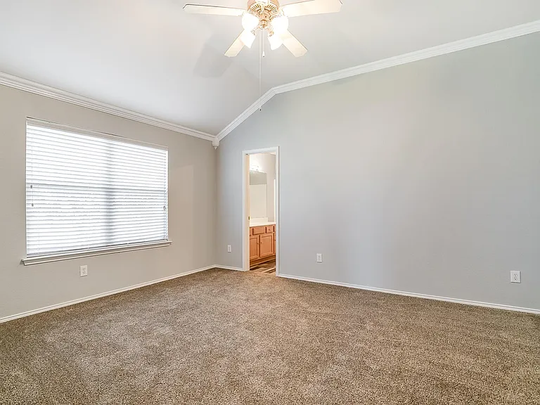 228 Meadow View Ln — Photo 14