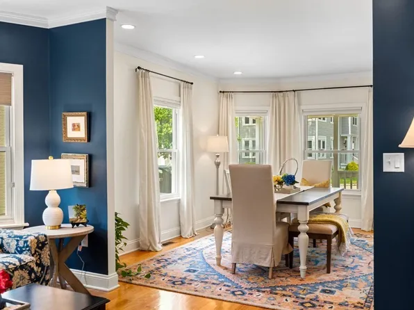 74 Hamlet St #74, Arlington, MA 02474