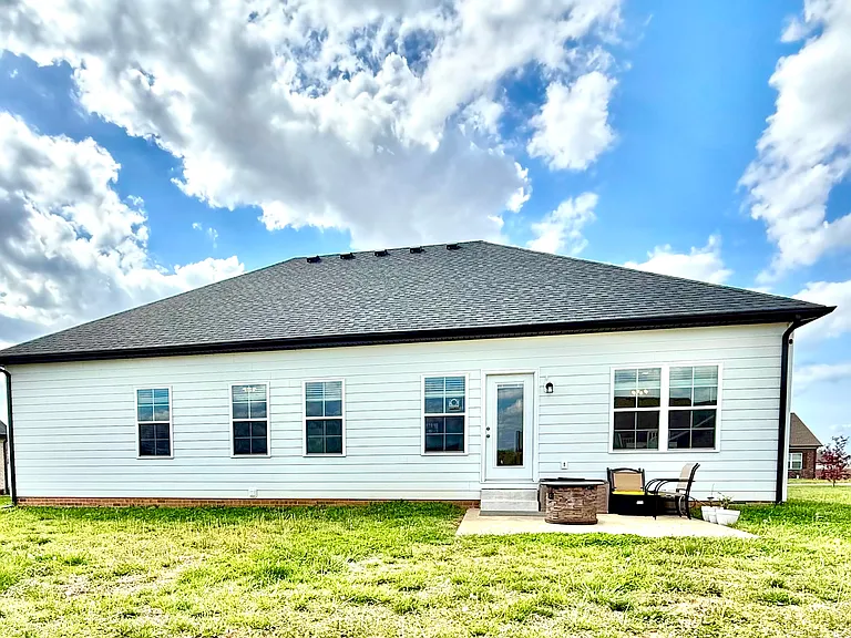 1107 Andover Dr — Photo 5