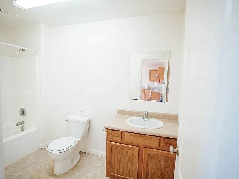 1820 3rd St — Photo 9