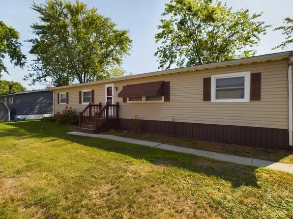 83 Candlegate Cir, Matteson, IL 60443