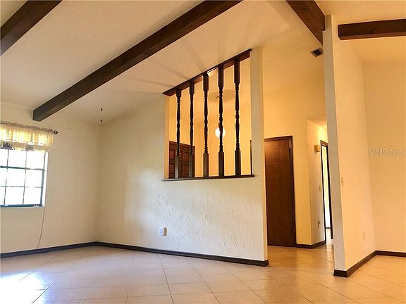5th image of 810 Briarwood Ct