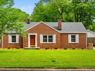 2204 Lane Rd, Greensboro, NC, 27408