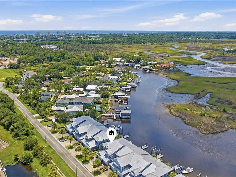2310 Beach Blvd — Photo 4