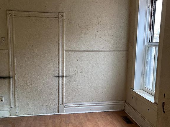 5th image of 4312 Nebraska Ave