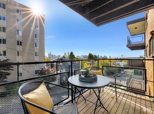 603 13th Ave E APT 4001, Seattle, WA 98102