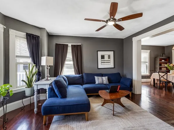 58 Beacon Hill Ct, Lynn, MA 01902