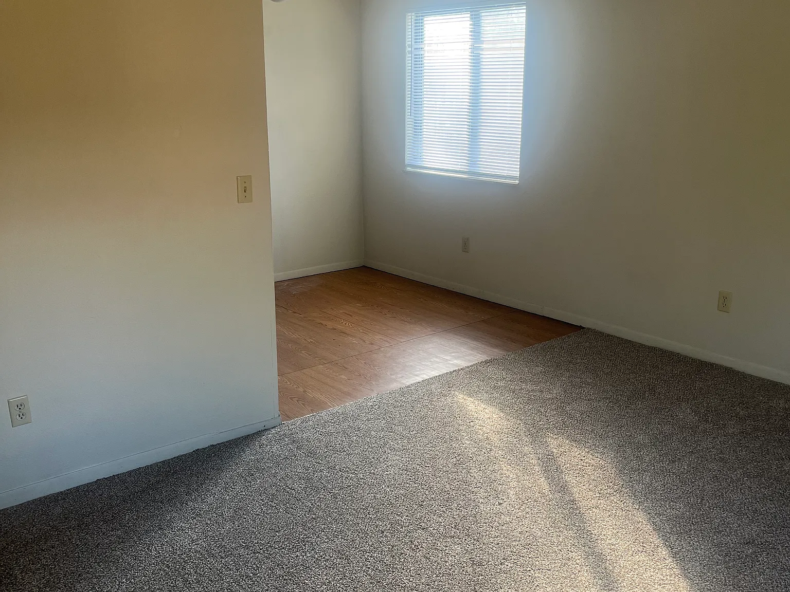 2624 Sierra Dr — Photo 2
