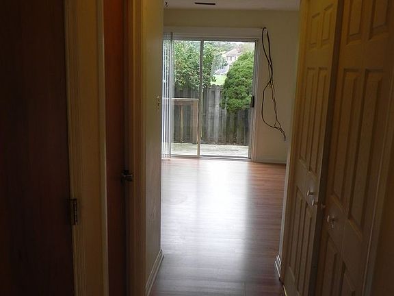 3rd image of 185 Wankoma Dr