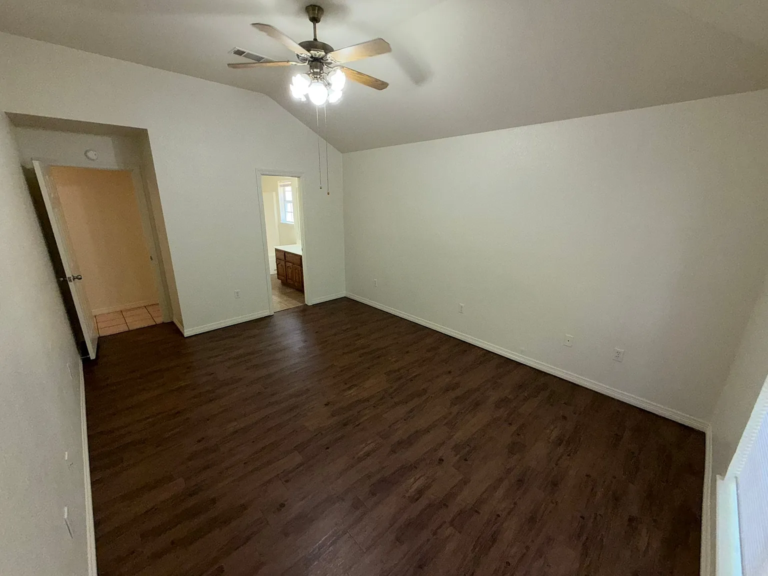 3108 Pecan Valley Drive — Photo 3
