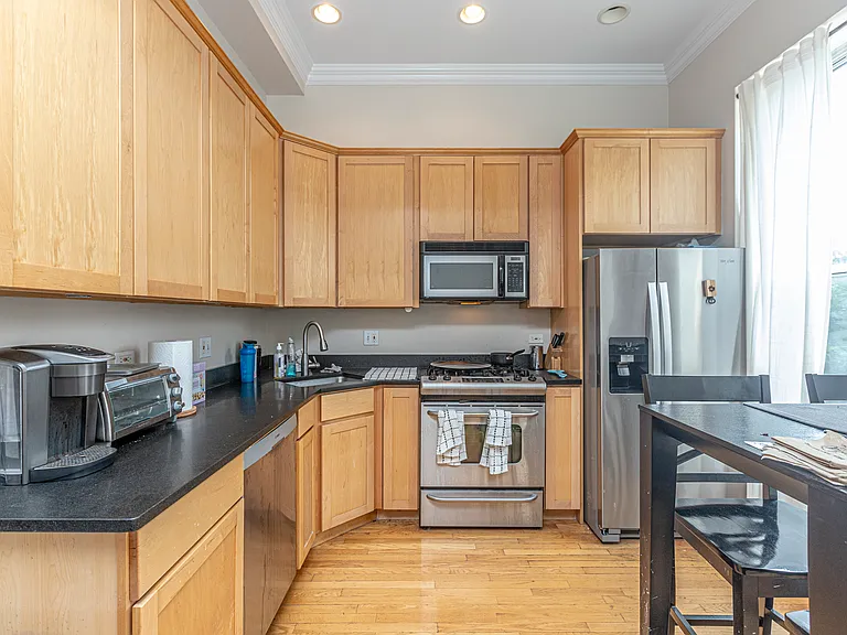 456 W Armitage Ave #2 — Photo 5