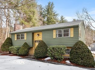 21 Rock Pond Rd, Windham, NH 03087