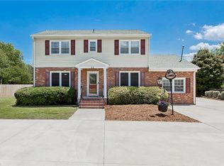 44 Rens Rd, Poquoson, VA 23662