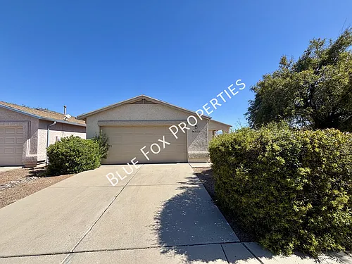 9055 E Alderpoint Way Photo 1