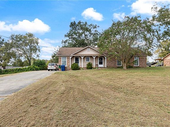 2nd image of 560 Lee Road 219