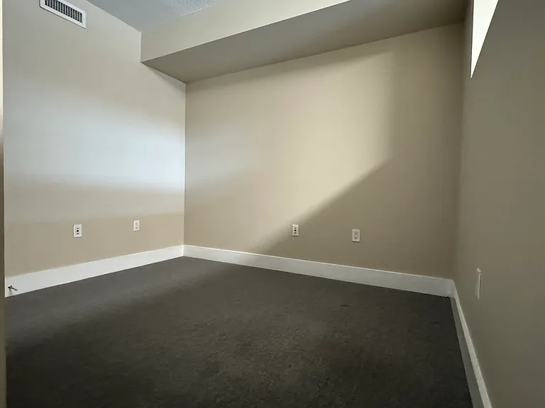 1390 Kenyon St NW #521 — Photo 12