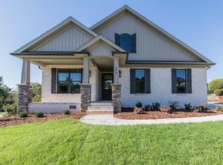 200 Carrington Ln, Winston Salem, NC 27127