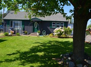 1954 D St, Springfield, OR 97477