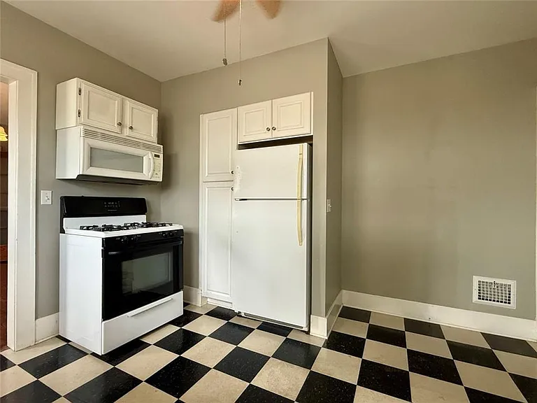 1328-30 Patterson Ave — Photo 10