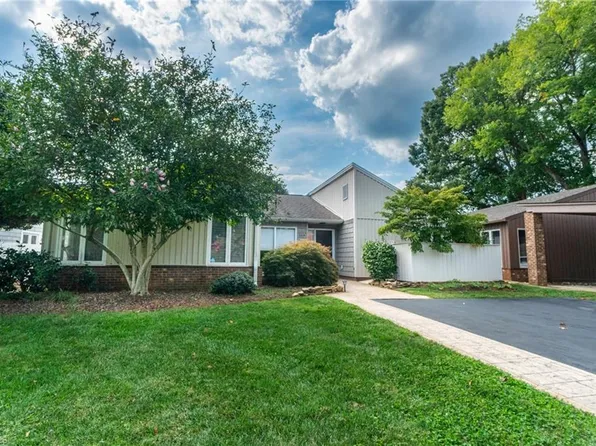 108 Spyglass Dr #N, Advance, NC 27006