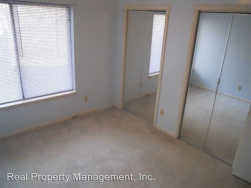 2nd image of 1240 Chatham Rdg