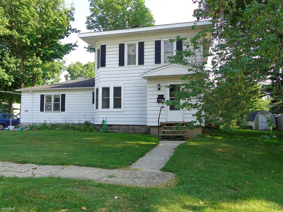 215WWashington Main 002