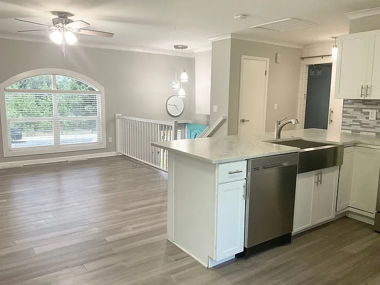 1473 Keith Dr — Photo 6
