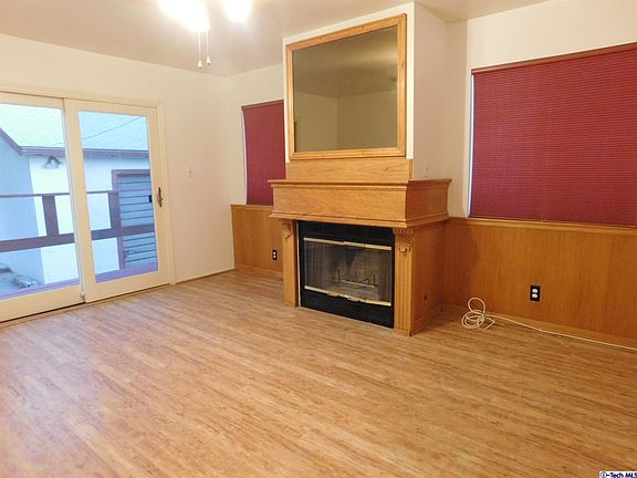 3rd image of 3288 Fair Oaks Ave