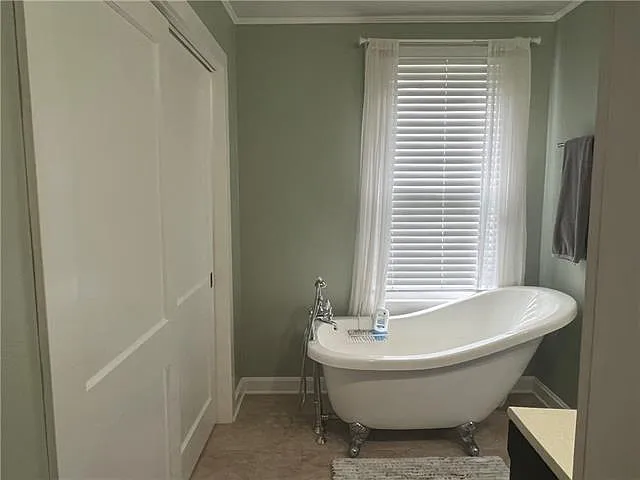 1828 Wycoff St — Photo 17