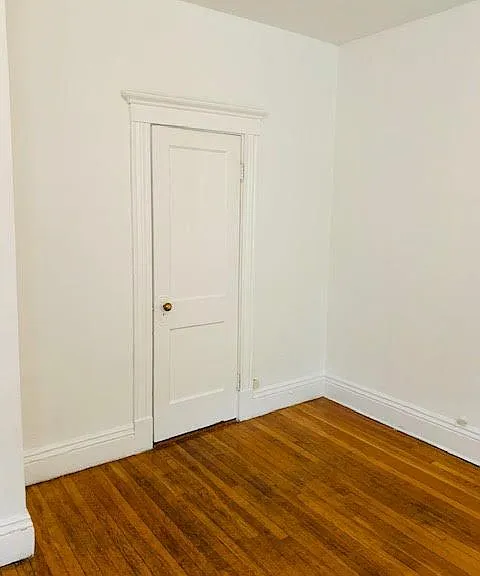 195 Strathmore Rd #15 — Photo 9