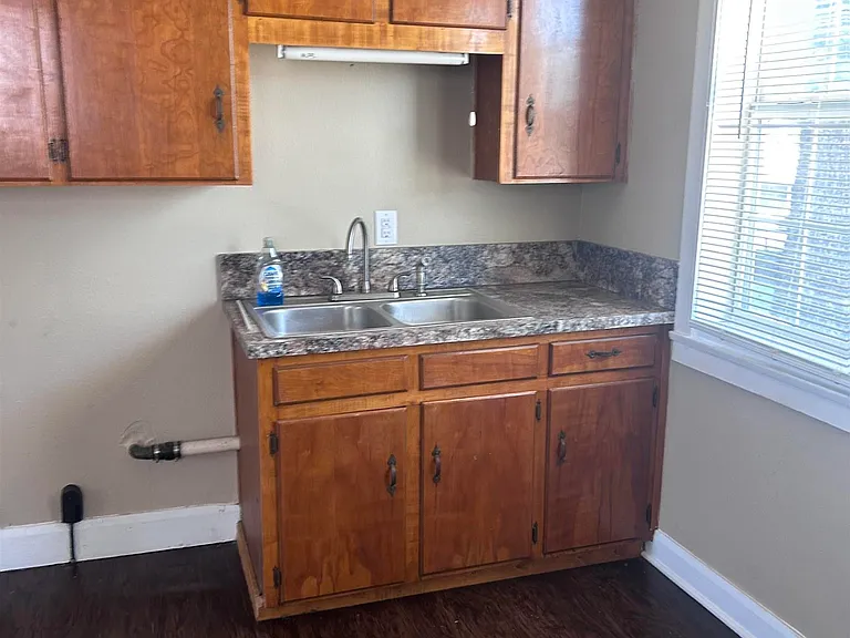 1004 W Wenonah Blvd — Photo 16