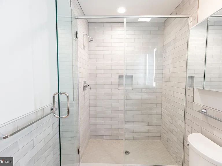 1411-1 Walnut St #203 — Photo 21