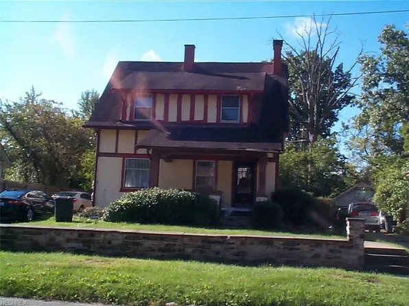 562 Belmont St NE, Warren, OH 44483