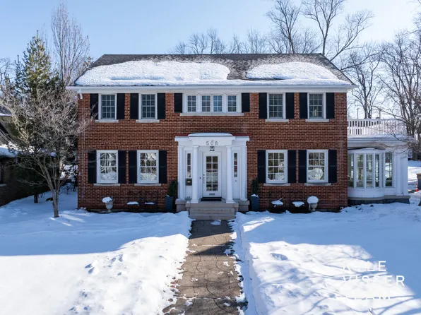 508 Cambridge Blvd SE, East Grand Rapids, MI 49506