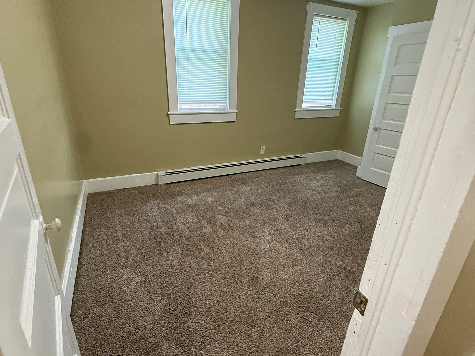831 Wood — Photo 4